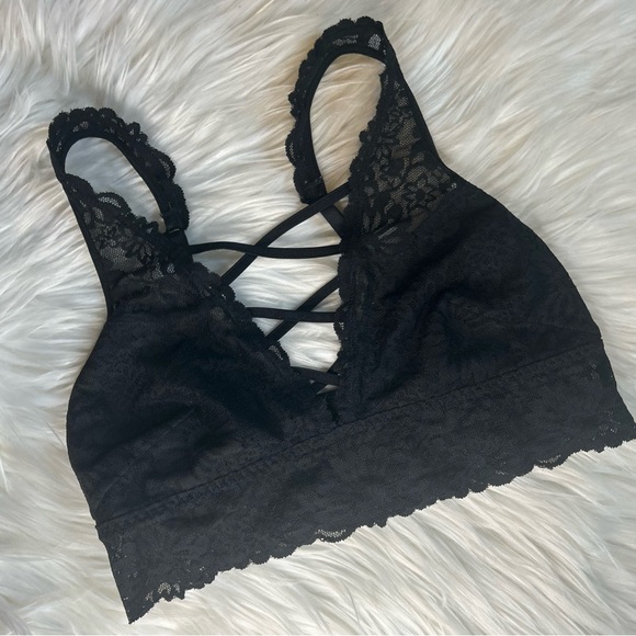 VS PINK Black Lace Bralette - Picture 3 of 5